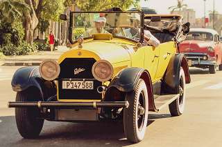 Auto Classik Magazin: Die schnsten Routen fr Oldtimer Reisen