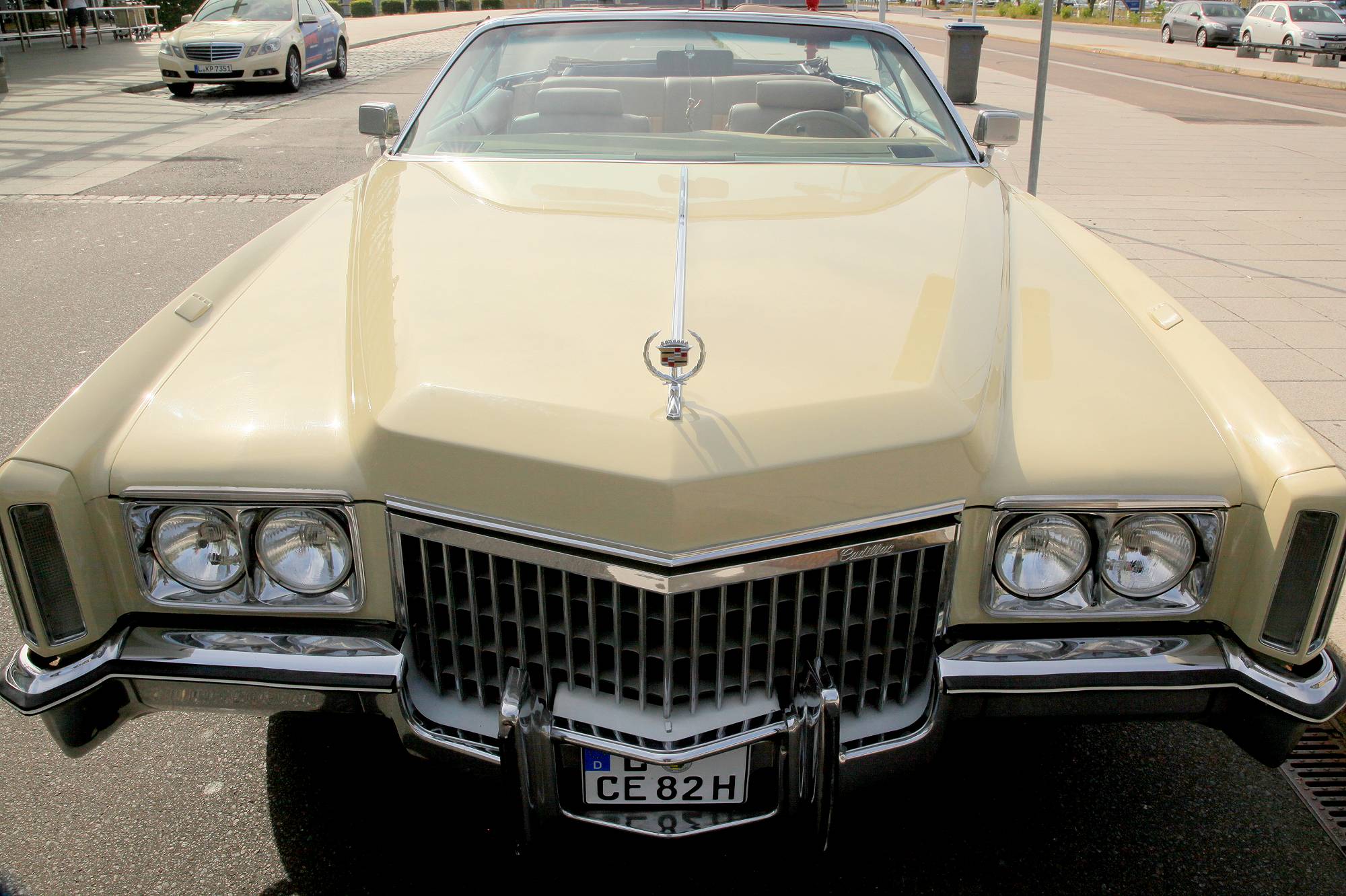 Front Ansicht Cadillac Eldorado Cabrio 8.2 (Convertible) 