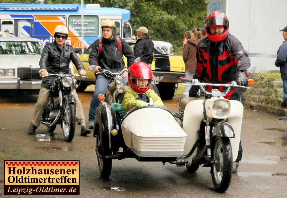 Oldtimer Motorrad Treffen Leipzig: Foto MZ Gespann ES 250/5 mit Superelastik-Seitenwagen Baujahr 1972