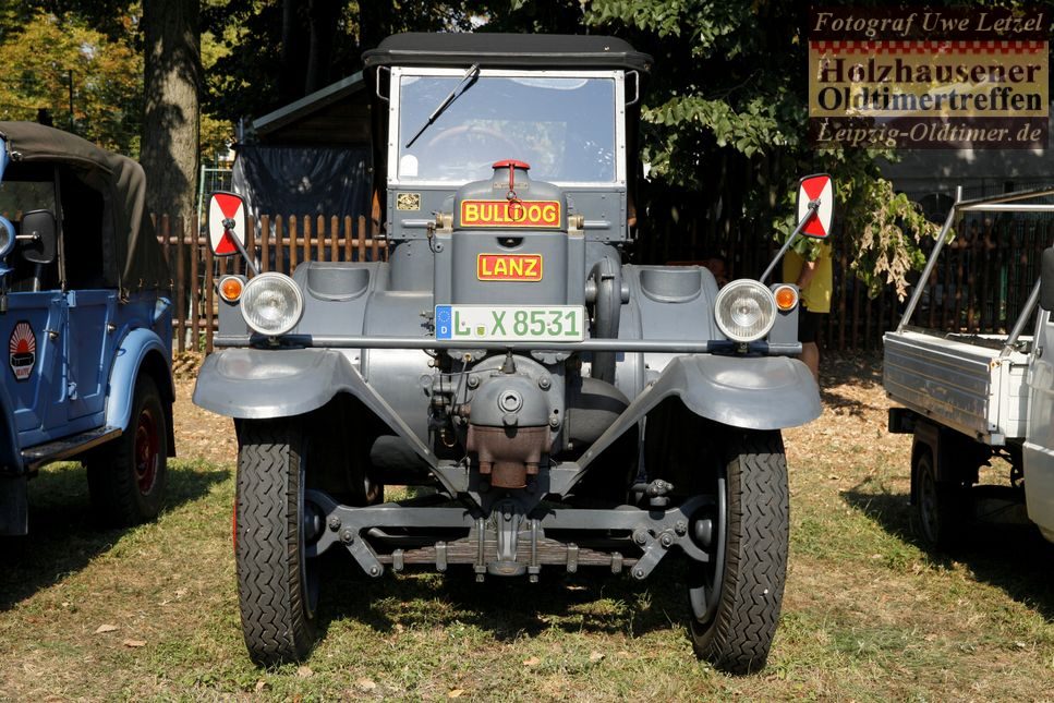 Bild: Lanz Bulldog Traktor beim Oldtimertreffen in Leipzig Holzhausen 