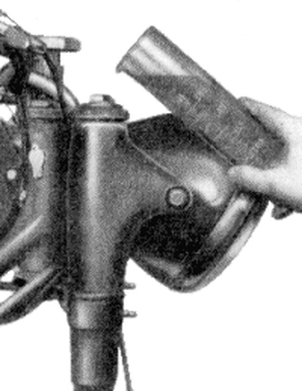 Einfllen von Stodmpferl in die Telegabel